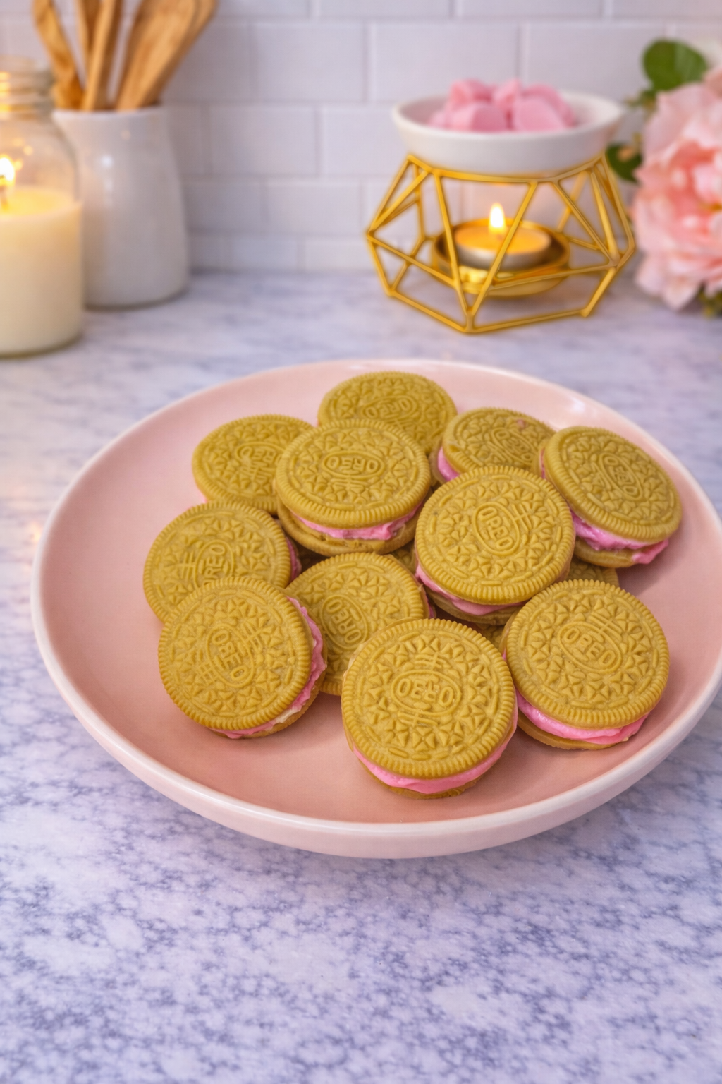 Strawberry and Cream Oreo Cookies Wax Melts